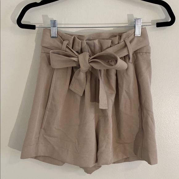 Artizia Wilfred Paperbag Short High-waisted Khaki Tied Waist Size 4 - Picture 1 of 11